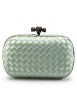 BOTTEGA VENETA CLUTCH KNOT SATIN AGAT GREEN